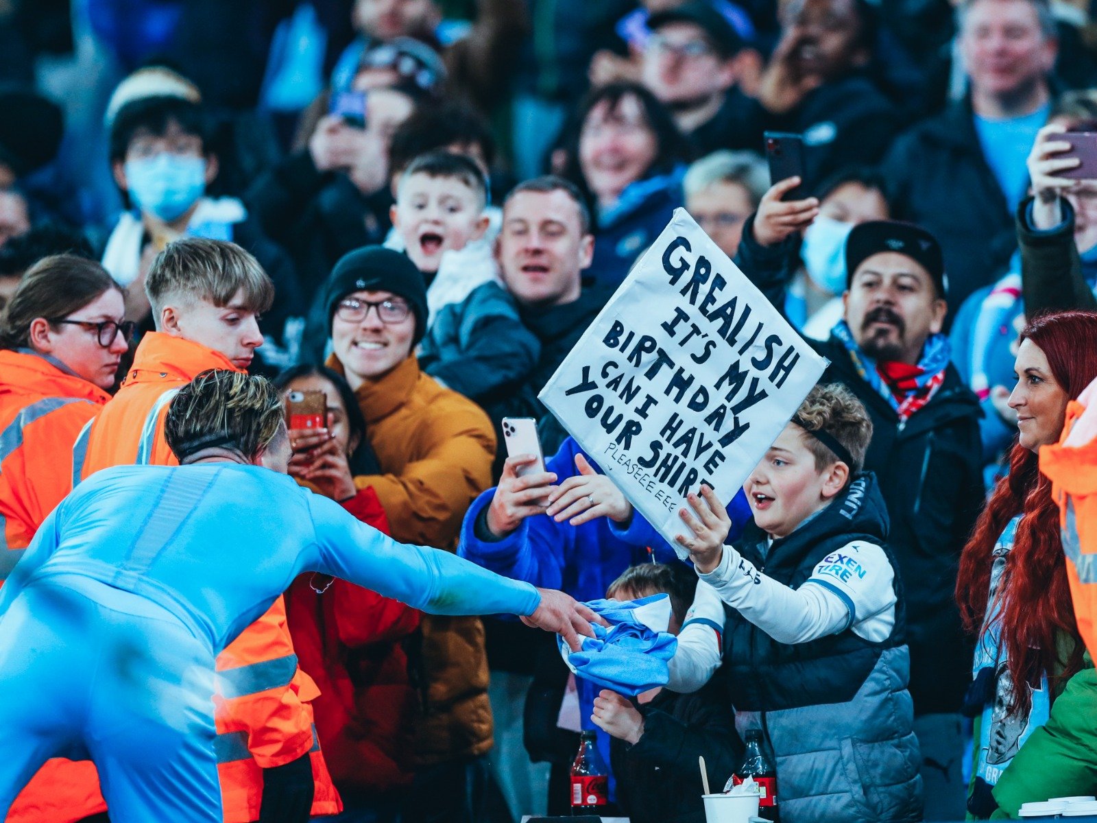 实施压迫性 实施压迫性